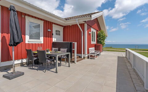 Anastacia - 75M from the Sea: Huis, Huis, Dak, Woongebied, Verblijf, Landgoed, Boerderij, Gazon, Landscaping, Siding