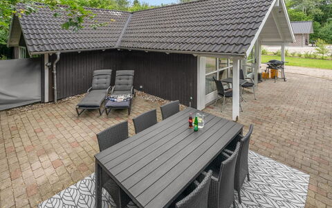 Melisa - 28Km from the Sea: Verblijf, Huis, Huis, Dak, Veranda, Landgoed, Siding, Garden Gebouwen, Boerderij, Werf