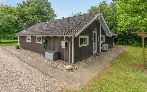 Melisa - 28Km from the Sea: Verblijf, Huis, Huis, Dak, Veranda, Landgoed, Siding, Garden Gebouwen, Boerderij, Werf