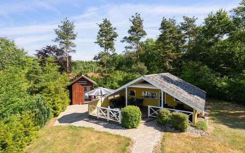 Hannelise - 30Km from the Sea: Verblijf, Garden Gebouwen, Schuur, Blokhut