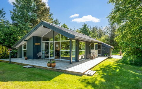 Elevine - 300M to the Fjord: Huis, Verblijf, Groundcover, Landgoed, Tuin, Boerderij, Gazon, Garden Gebouwen, Siding, Schaduw
