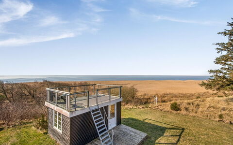 Bjart - 50M to the Fjord: Hout, Dak, Architectuur, Huis, Huis, Verblijf, Siding, Hardwood, Helling, Landgoed