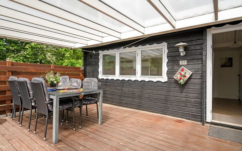 Staffan - 200M to the Fjord: Meubilair, Interieur Ontwerp, Flooring, Hout, Verdieping, Plafond, Houten Vloer, Stoel, Tafel, Verlichting