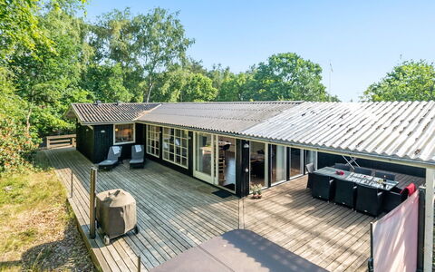Epke - 250M from the Sea: Huis, Verblijf, Veranda, Siding, Boerderij, Outdoor Structuur
