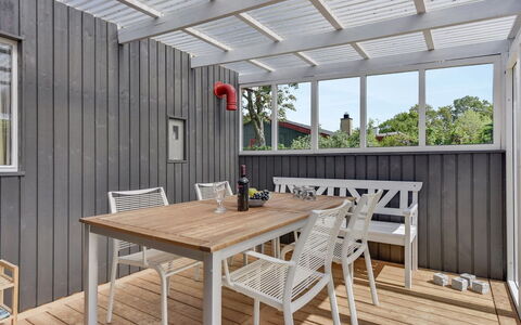 Agnita - 300M from the Sea: Meubilair, Interieur Ontwerp, Flooring, Hout, Verdieping, Plafond, Houten Vloer, Stoel, Tafel, Verlichting