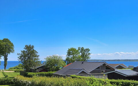 Giselle - 150M from the Sea: Blauw, Horizon, Landschap, Kust En Oceanic Landvormen, Kust, Zee, Land Lot, Oceaan, Kust, Geluid