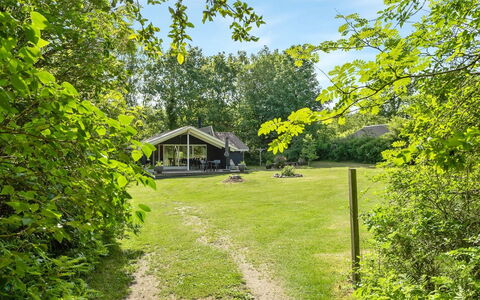 Yngve - 56.5Km from the Sea: Dak, Huis, Huis, Verblijf, Siding, Landgoed, Oprit, Garden Gebouwen, Werf, Schuur