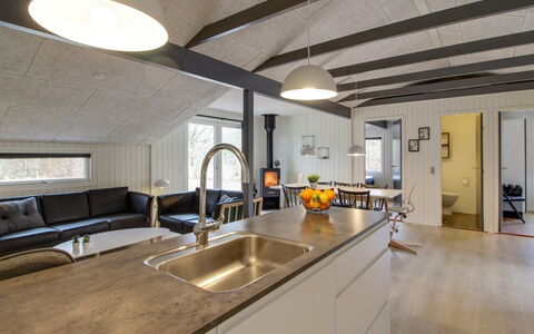 Hariette: Hout, Plafond, Flooring, Keuken, Interieur Ontwerp, Lichte Inrichting, Countertop, Verdieping, Meubilair, Houten Vloer
