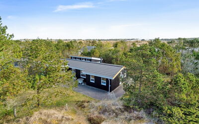 Eroll - 1.8Km from the Sea