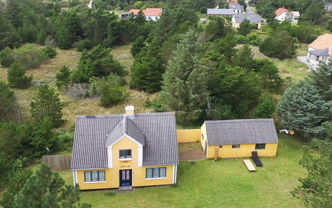 Margrethe - 1.1Km from the Sea: Woongebied, Dak, Voorstad, Oprit, Landgoed, Schoorsteen