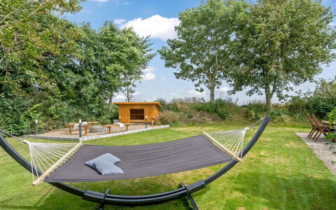 Gudfast - 300M to the Fjord: Architectuur, Dak, Huis, Samengesteld Materiaal, Daylighting, Siding, Oprit