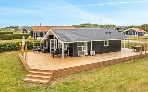 Pavo - 300M to the Fjord: Schaduw, Plank, Hardwood, Ontwerp, Dek, Toevlucht, Veranda