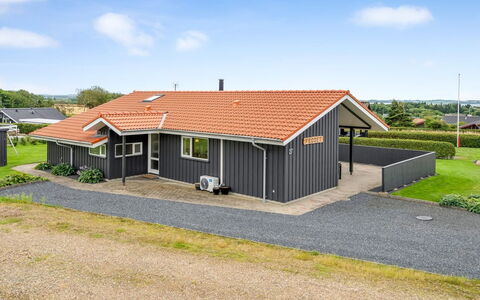 Malila - 400M to the Fjord: Huis, Dak, Huis, Verblijf, Schuur, Garden Gebouwen, Siding, Werf, Blokhut, Hut