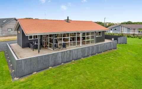 Malila - 400M to the Fjord: Huis, Dak, Huis, Verblijf, Schuur, Garden Gebouwen, Siding, Werf, Blokhut, Hut