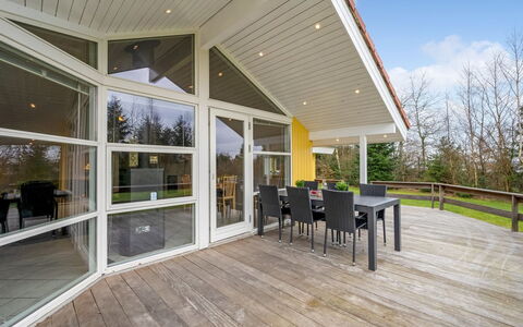 Sesto - 300M to the Fjord: Meubilair, Interieur Ontwerp, Flooring, Hout, Verdieping, Plafond, Houten Vloer, Stoel, Tafel, Verlichting
