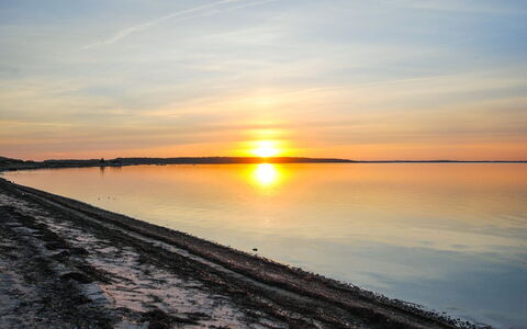 Naema - 600M to the Fjord: Lucht, Blauw, Horizon, Water, Zon, Watervoorraden, Zwemwater, Afterglow, Zonsondergang, Natuur