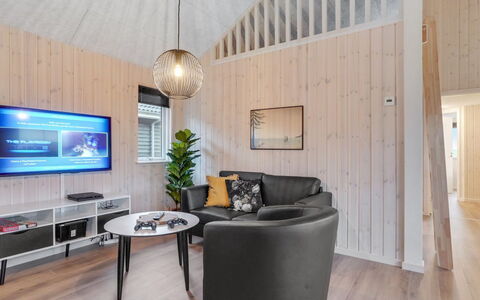 Sibbe - 500M to the Fjord: Interieur Ontwerp, Hout, Plafond, Flooring, Huis, Verdieping, Kamer, Meubilair, Verlichting, Woonkamer