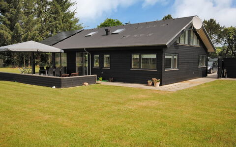 Etly - 600M to the Fjord: Hout, Dak, Architectuur, Huis, Huis, Verblijf, Siding, Hardwood, Helling, Landgoed