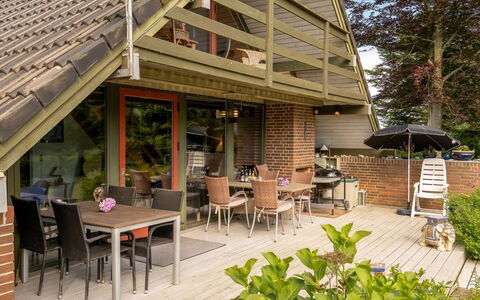 Paale - 200M to the Fjord: Meubilair, Interieur Ontwerp, Flooring, Hout, Verdieping, Plafond, Houten Vloer, Stoel, Tafel, Verlichting