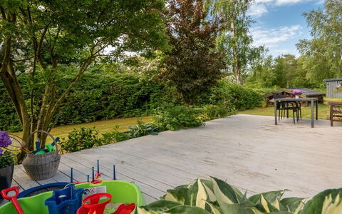 Paale - 200M to the Fjord: Meubilair, Interieur Ontwerp, Flooring, Hout, Verdieping, Plafond, Houten Vloer, Stoel, Tafel, Verlichting