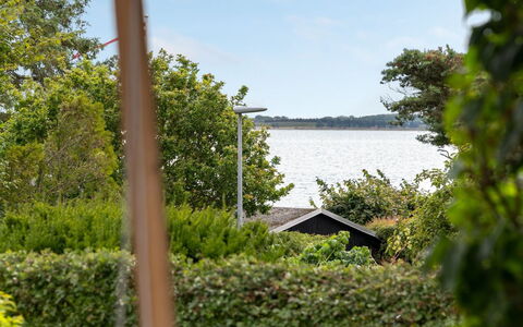 Regni - 300M to the Fjord: Woongebied, Dak, Voorstad, Oprit, Landgoed, Schoorsteen