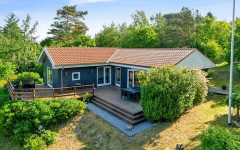 Amai - 1.5Km from the Sea: Dak, Huis, Huis, Verblijf, Siding, Landgoed, Oprit, Garden Gebouwen, Werf, Schuur