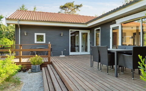 Amai - 1.5Km from the Sea: Dak, Huis, Huis, Verblijf, Siding, Landgoed, Oprit, Garden Gebouwen, Werf, Schuur