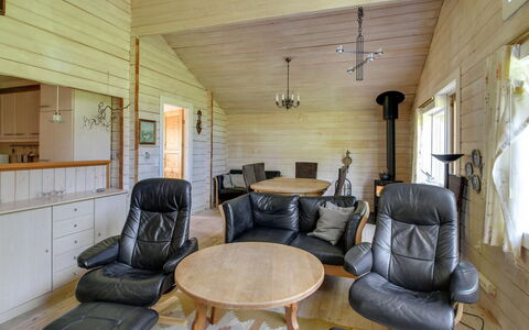 Efimija - 7Km from the Sea: Dak, Huis, Huis, Verblijf, Siding, Landgoed, Oprit, Garden Gebouwen, Werf, Schuur
