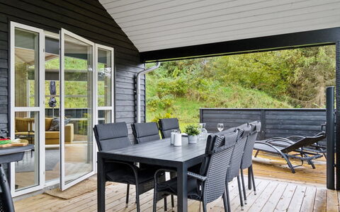Benno - 2.1Km from the Sea: Dak, Huis, Huis, Verblijf, Siding, Landgoed, Oprit, Garden Gebouwen, Werf, Schuur