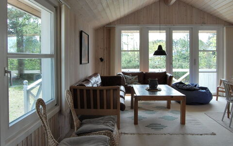 Alfride - 350M from the Sea: Dak, Huis, Huis, Verblijf, Siding, Landgoed, Oprit, Garden Gebouwen, Werf, Schuur
