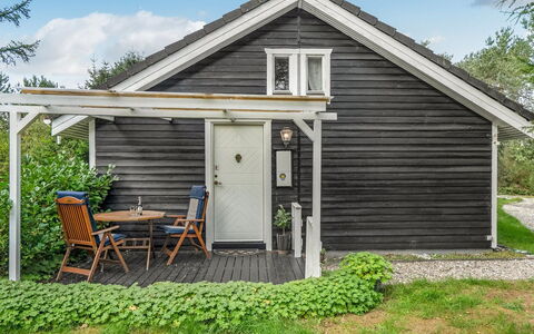 Fiallar - 7.5Km from the Sea: Woongebied, Dak, Voorstad, Oprit, Landgoed, Schoorsteen