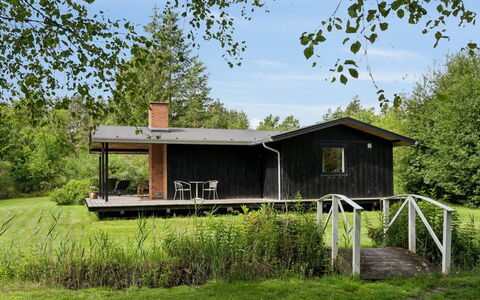 Skjold - 600M from the Sea: Verblijf, Huis, Huis, Dak, Veranda, Landgoed, Siding, Garden Gebouwen, Boerderij, Werf