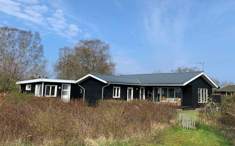 Norell - 800M from the Sea: Thatching, Verblijf, Huis, Dak, Huis, Boerderij, Hut, Landgoed, Dorp