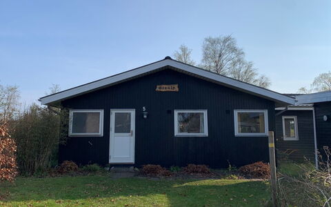Norell - 800M from the Sea: Thatching, Verblijf, Huis, Dak, Huis, Boerderij, Hut, Landgoed, Dorp