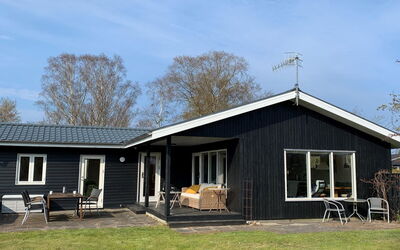 Norell - 800M from the Sea