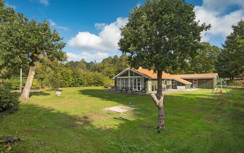Hermand - 700M from the Sea: Gras, Boom, Huis, Huis, Struik, Verblijf, Land Lot, Landelijk Gebied, Landgoed