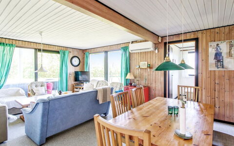 Carita - 500M from the Sea: Architectuur, Dak, Huis, Samengesteld Materiaal, Daylighting, Siding, Oprit