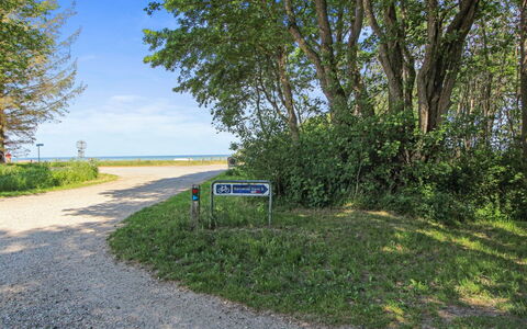 Ernestina - 500M from the Sea: Zwembad, Buitenmeubels, Meubilair, Toevlucht, Flagstone, Eco Hotel, Schaduw, Stoel, Vrije Tijd, Landgoed