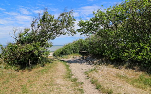 Ernestina - 500M from the Sea: Zwembad, Buitenmeubels, Meubilair, Toevlucht, Flagstone, Eco Hotel, Schaduw, Stoel, Vrije Tijd, Landgoed