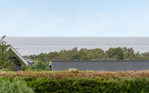 Kimi - 800M from the Sea: Architectuur, Dak, Huis, Samengesteld Materiaal, Daylighting, Siding, Oprit