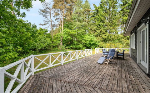 Belenda: Zwembad, Buitenmeubels, Meubilair, Toevlucht, Flagstone, Eco Hotel, Schaduw, Stoel, Vrije Tijd, Landgoed