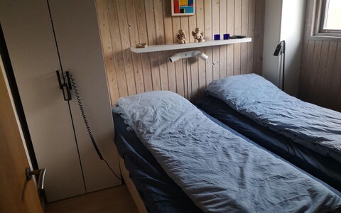 Teofan - 500M from the Sea: Bed, Slaapkamer, Hout, Laken, Bedding, Verdieping, Flooring, Meubilair, Interieur Ontwerp, Bed Frame