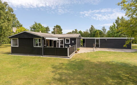 Teofan - 500M from the Sea: Thatching, Verblijf, Huis, Dak, Huis, Boerderij, Hut, Landgoed, Dorp