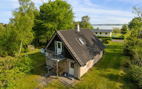 Bendine - 100M to the Fjord: Gras, Grasland, Landschap, Ecoregio, Plain, Plantengemeenschap, Land Lot, Buitenmeubels, Prairie, Shrubland