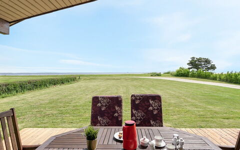 Roope - 50M from the Sea: Zwembad, Buitenmeubels, Meubilair, Toevlucht, Flagstone, Eco Hotel, Schaduw, Stoel, Vrije Tijd, Landgoed
