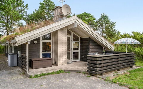 Alfi - 150M from the Sea: Thatching, Verblijf, Huis, Dak, Huis, Boerderij, Hut, Landgoed, Dorp