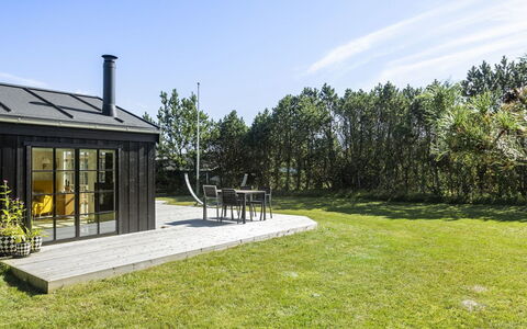 Sheyla - 150M from the Sea: Verblijf, Schuur, Hut, Boerderij, Prairie, Keet, Schuur, Blokhut, Garden Gebouwen