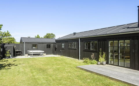 Sheyla - 150M from the Sea: Verblijf, Schuur, Hut, Boerderij, Prairie, Keet, Schuur, Blokhut, Garden Gebouwen