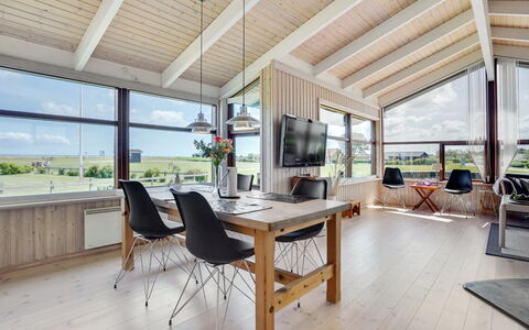 Gyda - 100M from the Sea: Zwembad, Buitenmeubels, Meubilair, Toevlucht, Flagstone, Eco Hotel, Schaduw, Stoel, Vrije Tijd, Landgoed