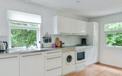 Hilde - 1.7Km from the Sea